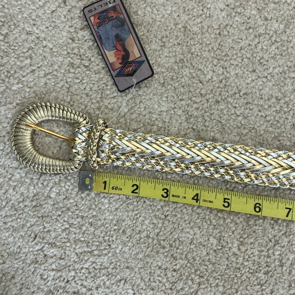 Vintage 80s Chic Belt